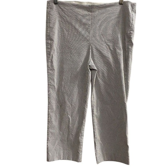 Chico's Women's Blue White Striped Capri Pants Size 16 Multicolor Casual - Picture 1 of 8